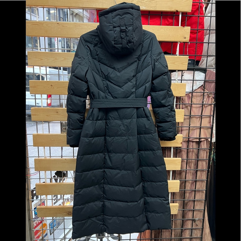 NWT,SANCTUARY
Belted Water Resistant Down & Feather Fill Puffer Coat In Black - Picture 12 of 17